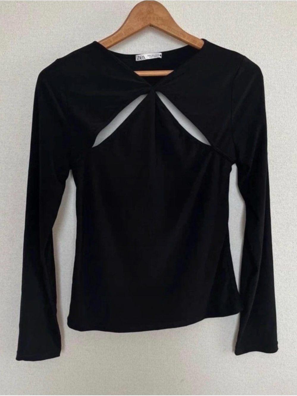 Zara Black Long-Sleeve Cutout Top